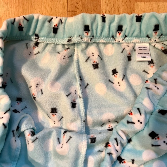 Muk Luks Velour Pajama Bottoms - Picture 6 of 9